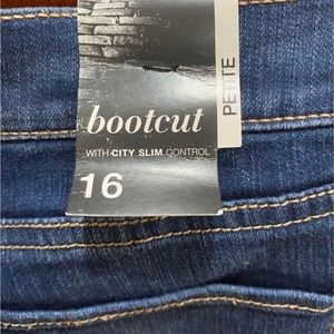 NWT Size 16  no defects. In new condition with tags. Med. Blue. Boot cut.